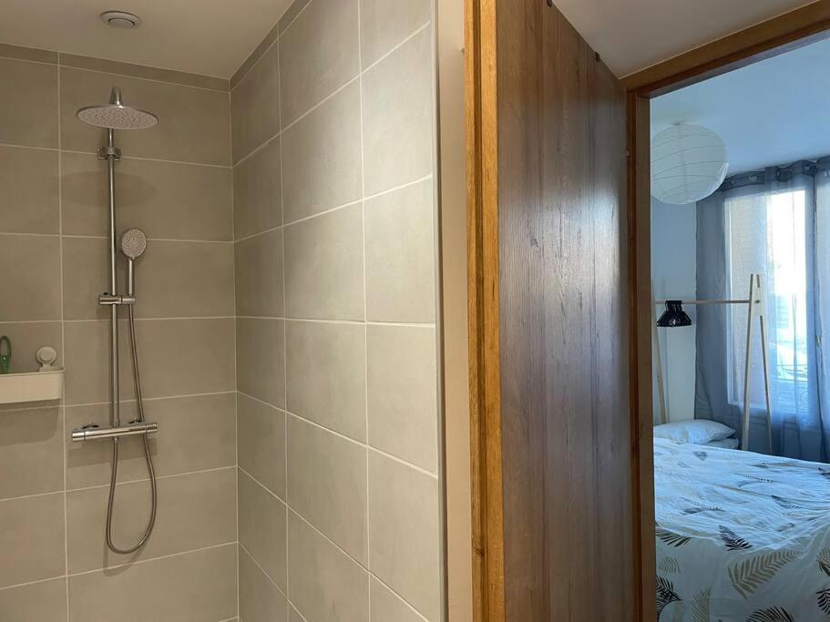 Sur La Route Des Vignerons Apartment Courthézon Екстериор снимка